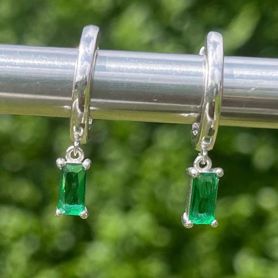Emerald Baguette Earring